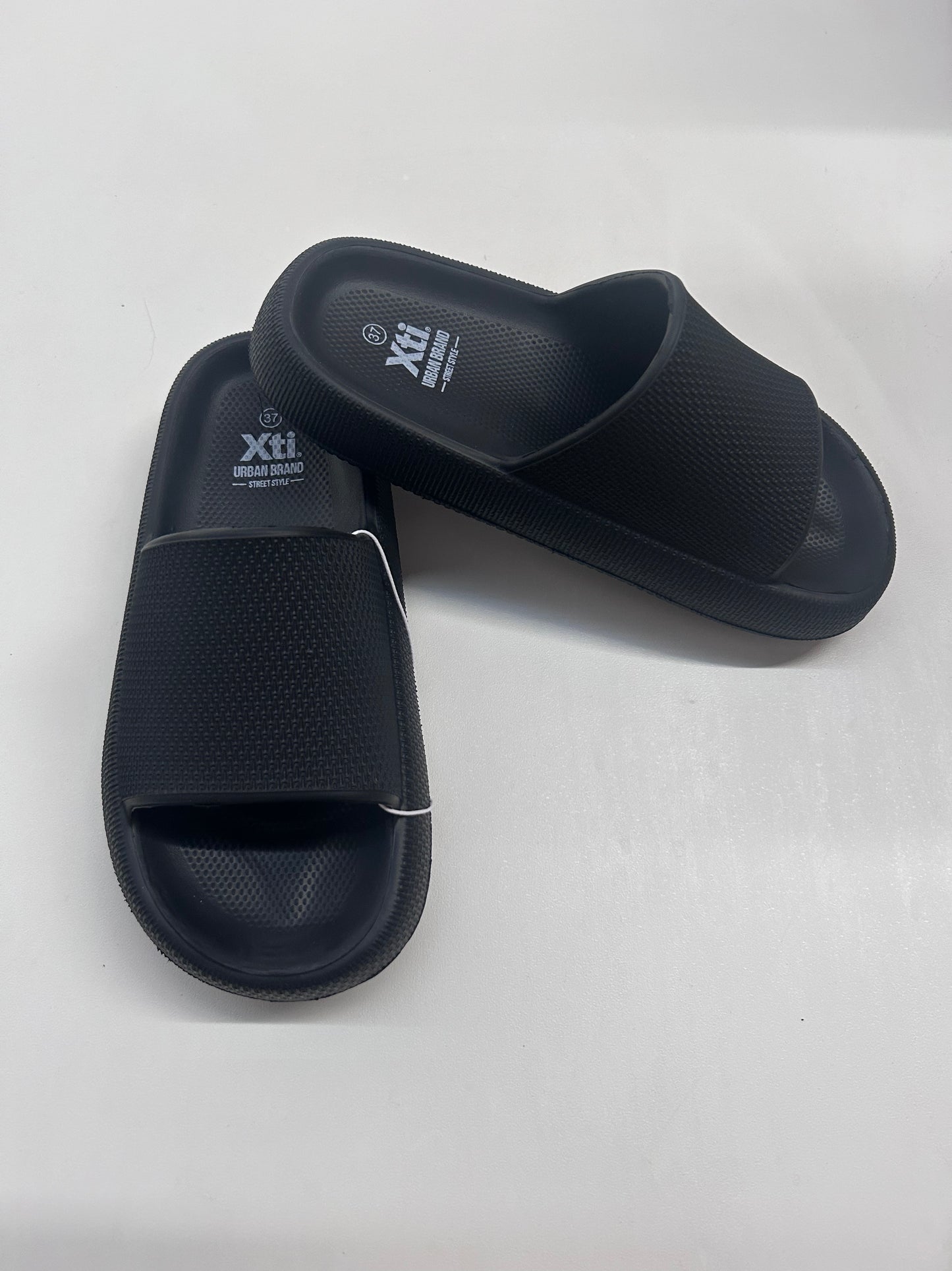 XTI CIABATTA A FASCIA NERA - Mod. 44489